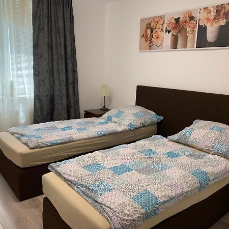 Apartament Tt10 Botanicka เตอร์นาวา ภายนอก รูปภาพ