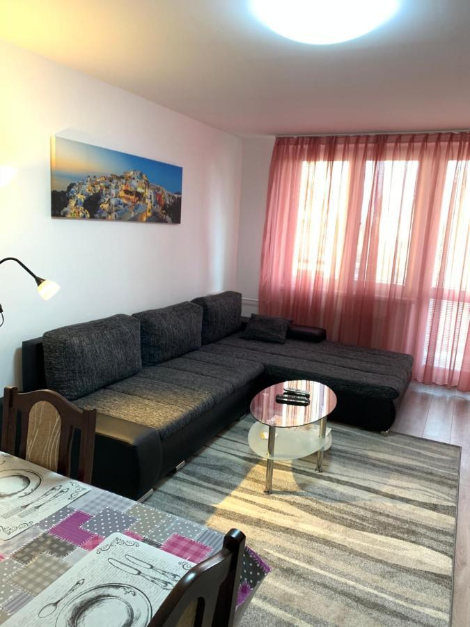 Apartament Tt10 Botanicka เตอร์นาวา ภายนอก รูปภาพ