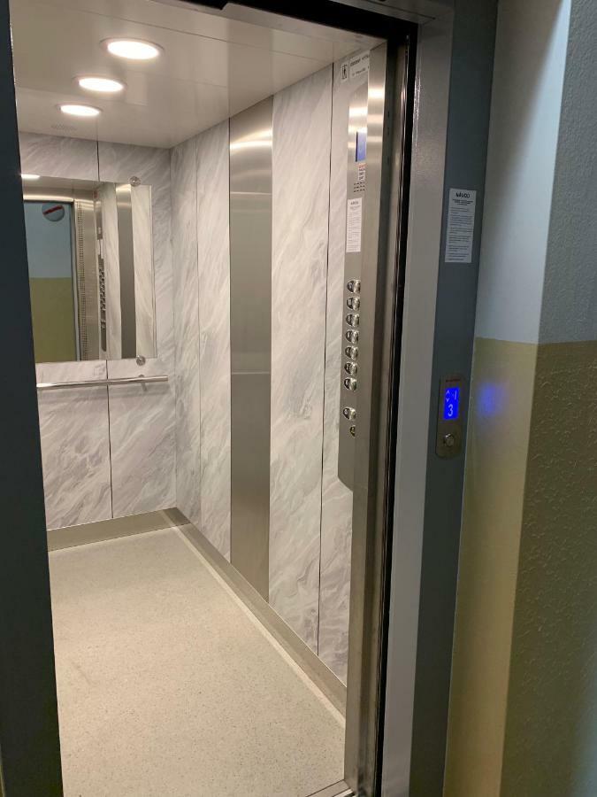 Apartament Tt10 Botanicka เตอร์นาวา ภายนอก รูปภาพ